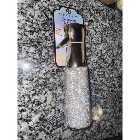 Glitz & Glam Silver Bedazzled Continuous Mist Spray Bottle - Picture 3 of 7
